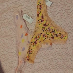 Set Of Two NWT aerie Thongs